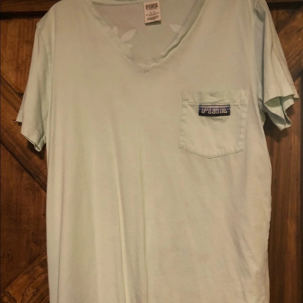 vs pink vneck campus tee